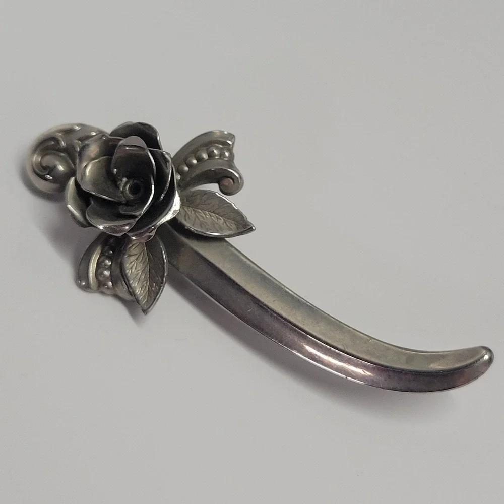 Vintage Coro Silver Tone Rose Scimitar Sword Dagger Brooch Pin Floral